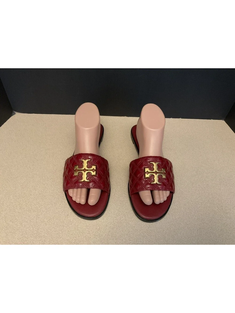 Womens Tory Burch QUILTED EVERLY Roma Red Slide Sandals. Size 10. Nice Slides!!!